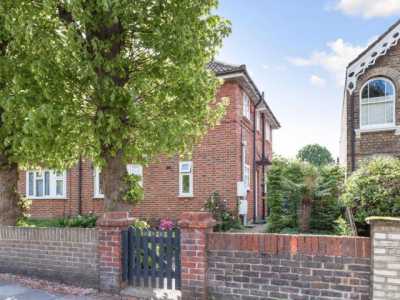 Apartment For Rent in Kingston upon Thames, United Kingdom