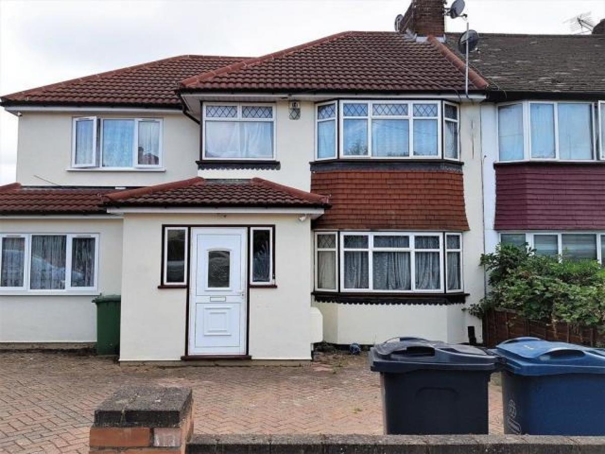 Picture of Home For Rent in Harrow, Greater London, United Kingdom