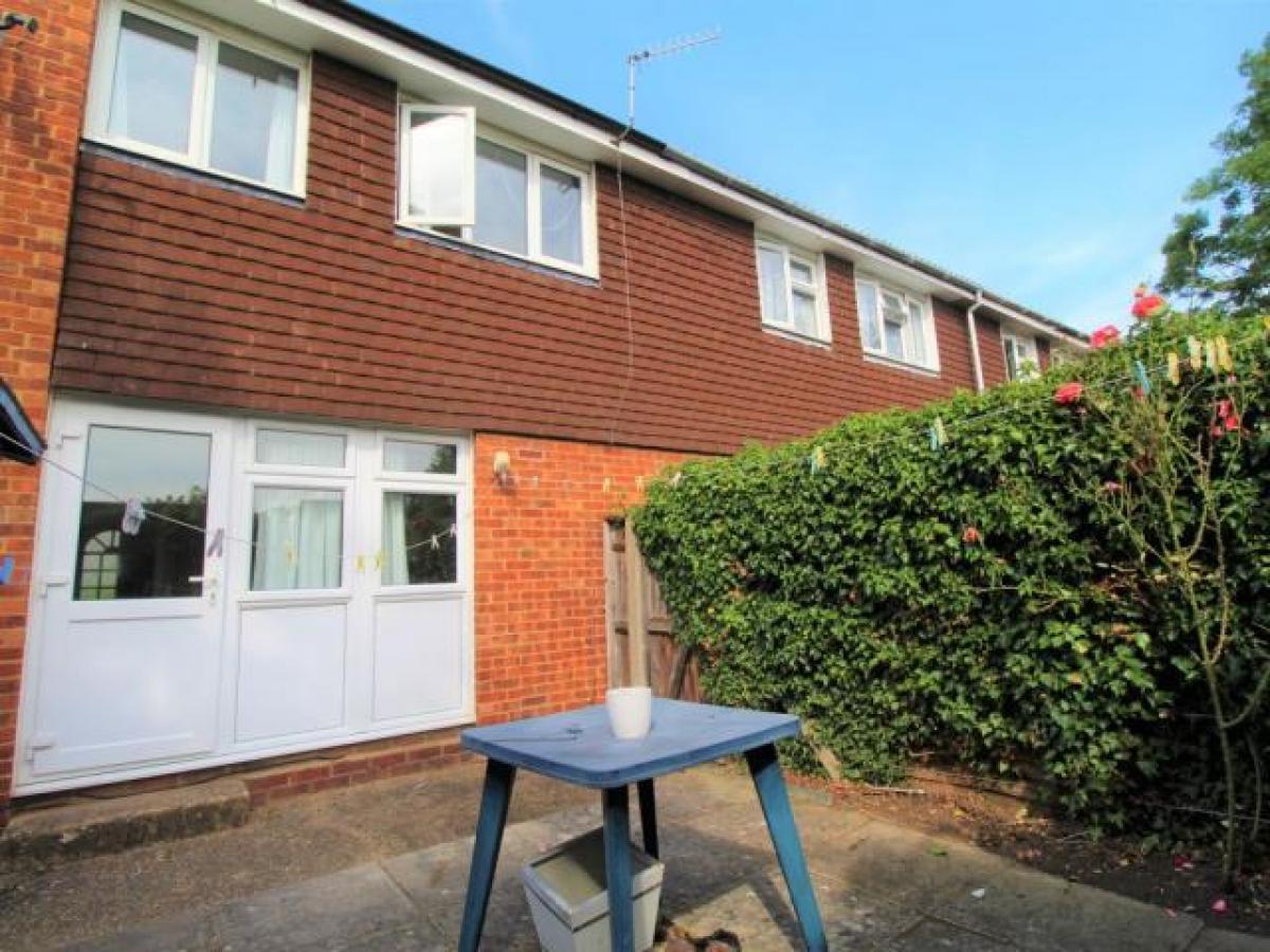 Picture of Home For Rent in Guildford, Surrey, United Kingdom