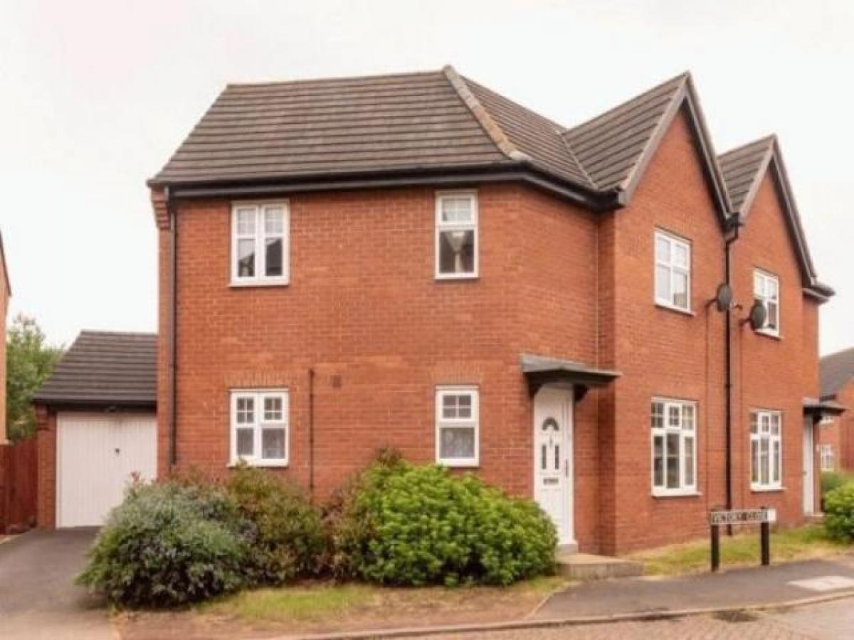 Picture of Home For Rent in Lichfield, Staffordshire, United Kingdom