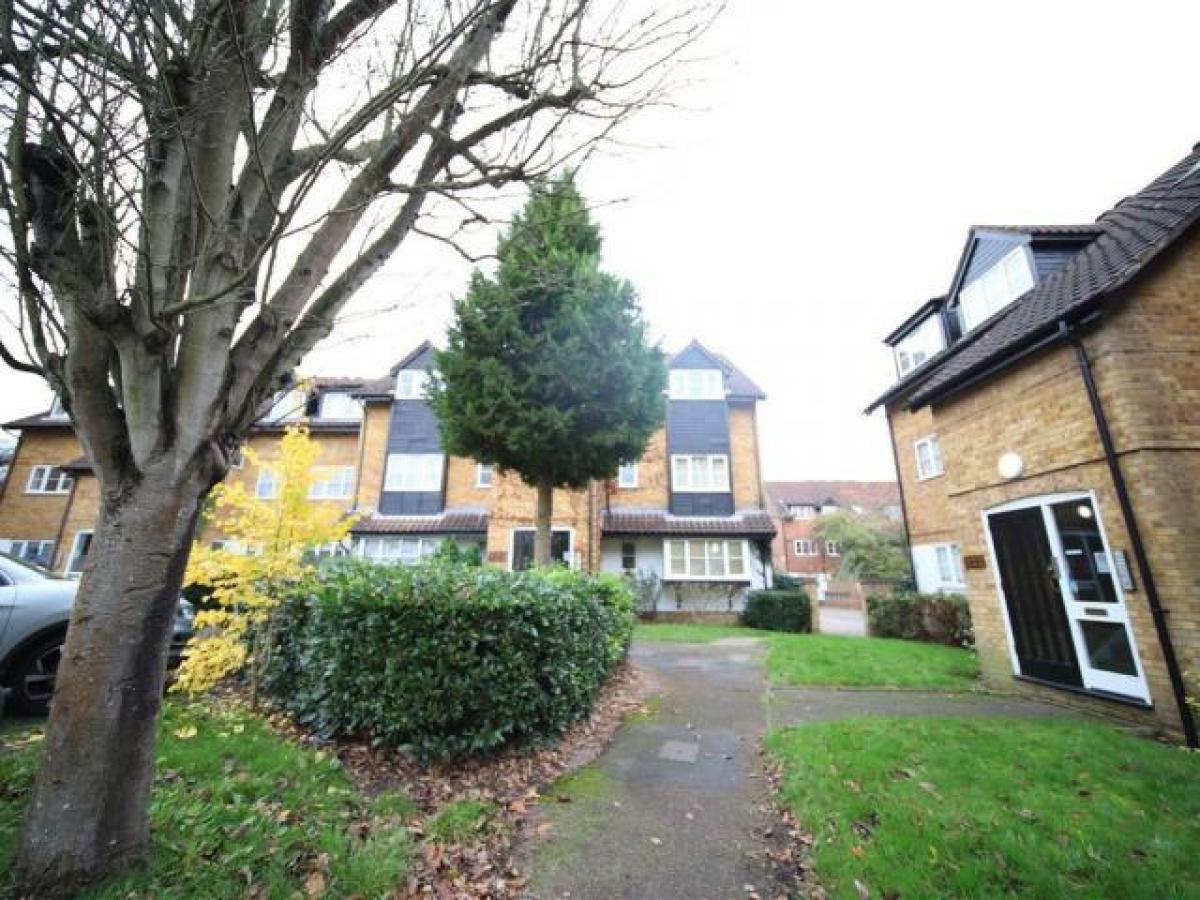 Picture of Apartment For Rent in Barnet, Hertfordshire, United Kingdom