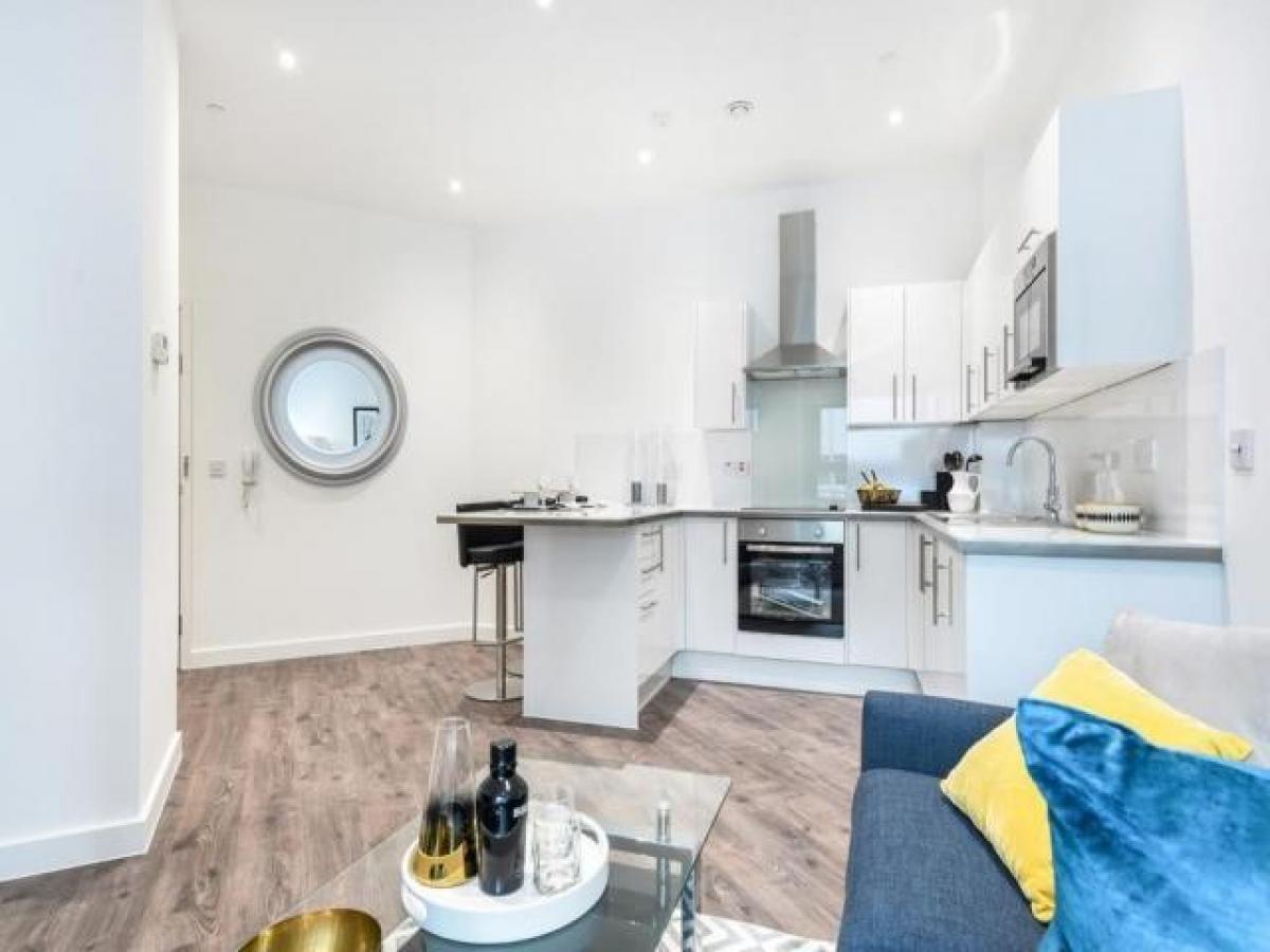Picture of Apartment For Rent in Croydon, Greater London, United Kingdom