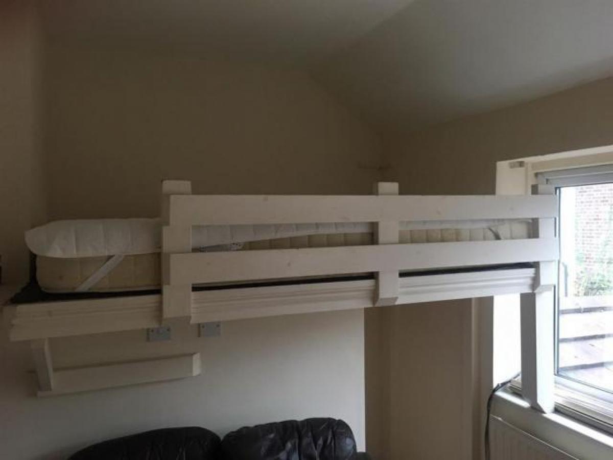 Picture of Apartment For Rent in Luton, Bedfordshire, United Kingdom