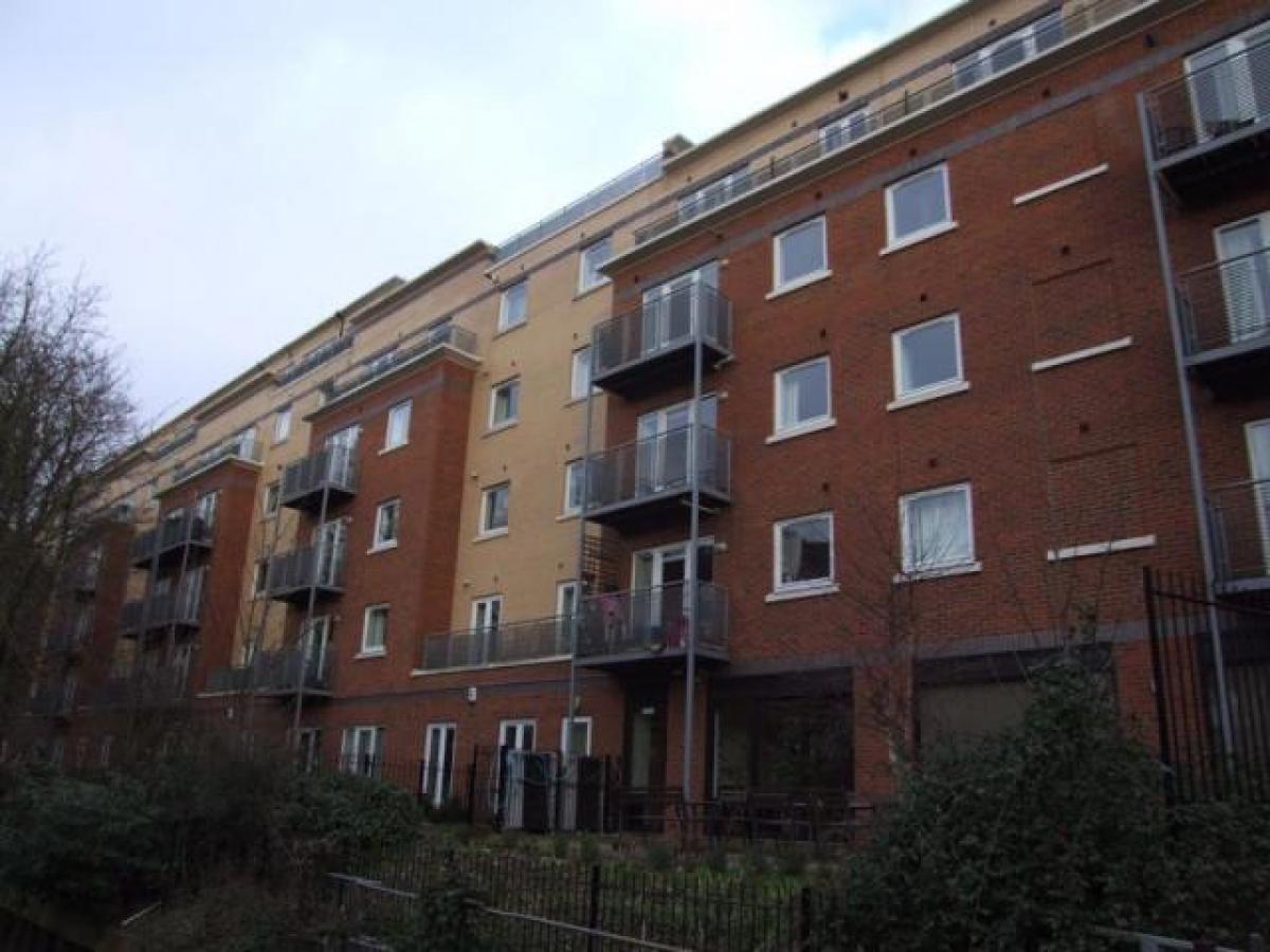 Picture of Apartment For Rent in Uxbridge, Greater London, United Kingdom