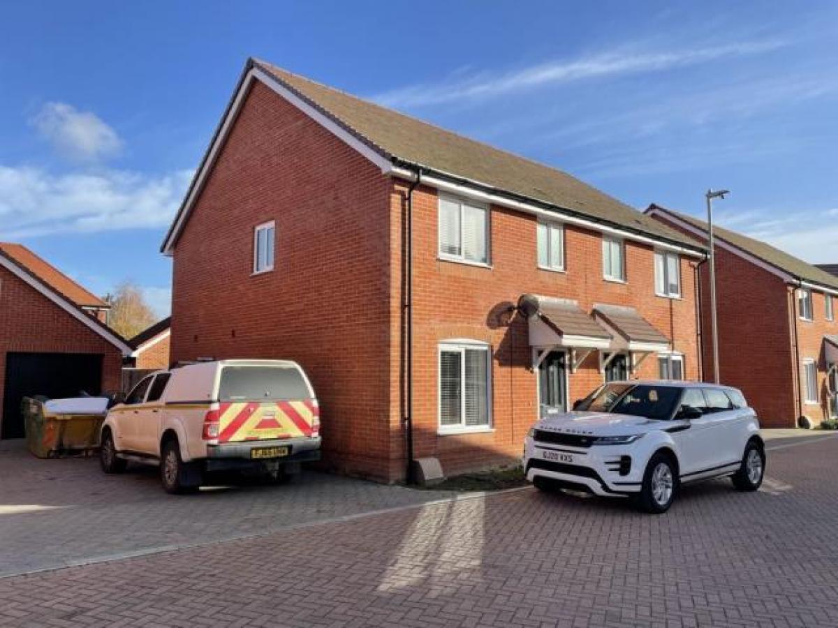 Picture of Home For Rent in Ashford, Kent, United Kingdom