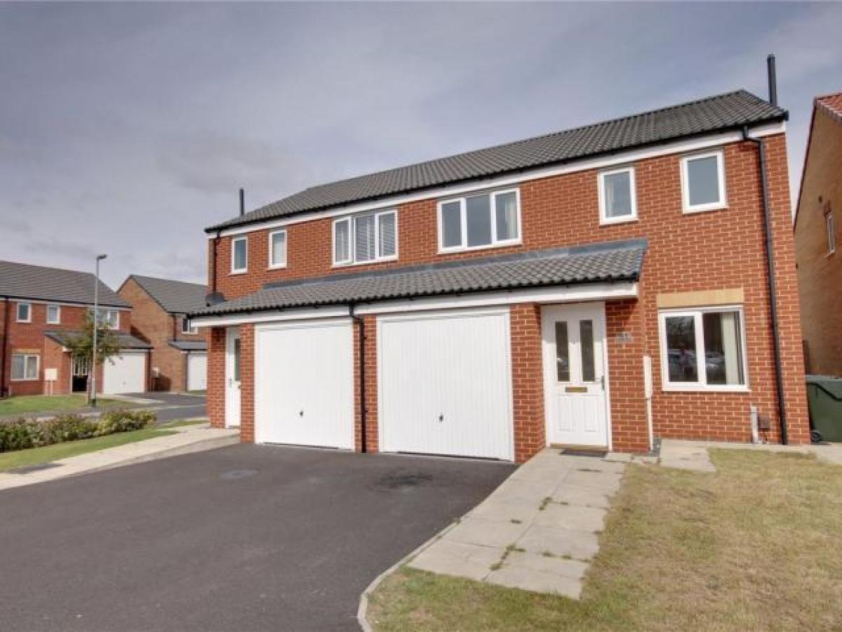 Picture of Home For Rent in Middlesbrough, North Yorkshire, United Kingdom