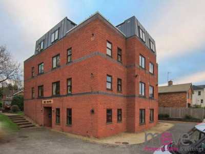 Apartment For Rent in Cheltenham, United Kingdom
