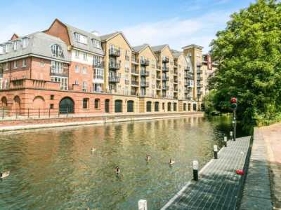 Apartment For Rent in Reading, United Kingdom