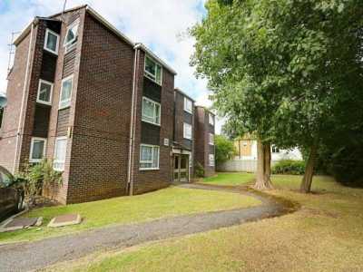 Apartment For Rent in Uxbridge, United Kingdom