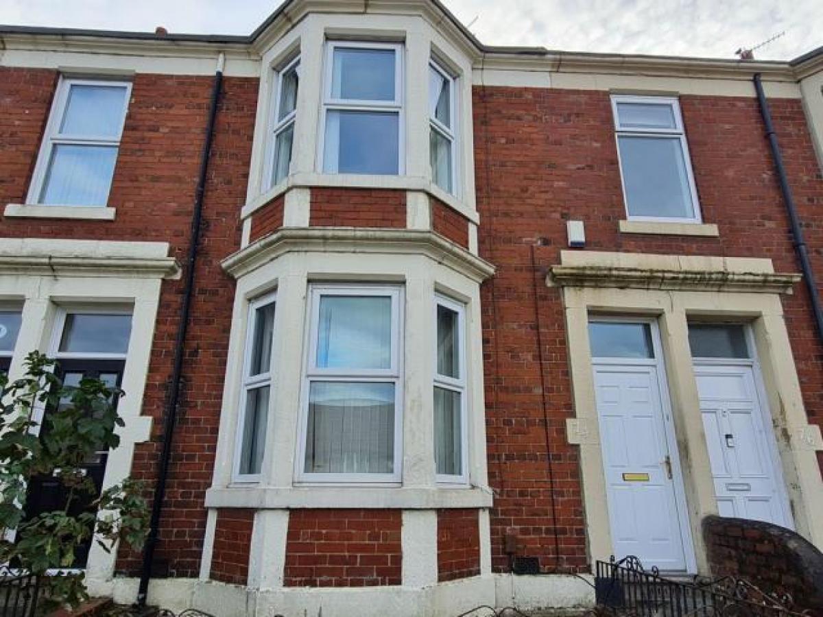 Picture of Apartment For Rent in Gateshead, Tyne and Wear, United Kingdom