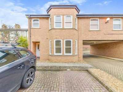 Apartment For Rent in 