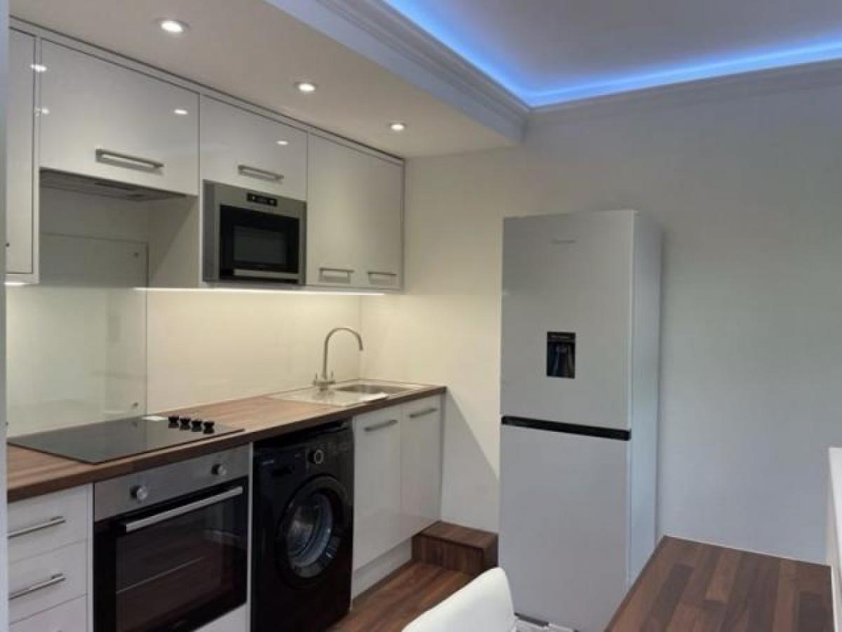 Picture of Apartment For Rent in Huddersfield, West Yorkshire, United Kingdom