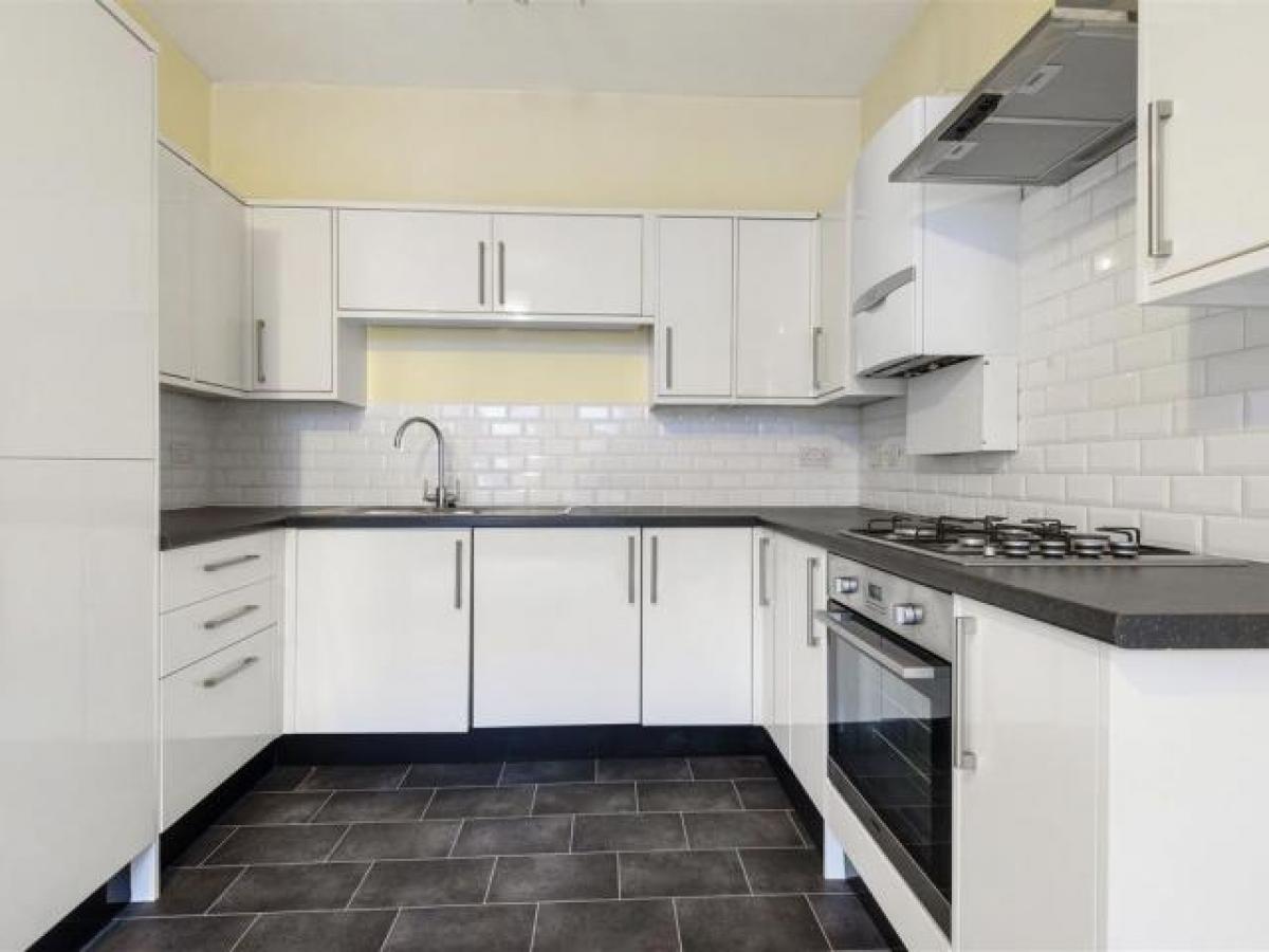 Picture of Apartment For Rent in Guildford, Surrey, United Kingdom