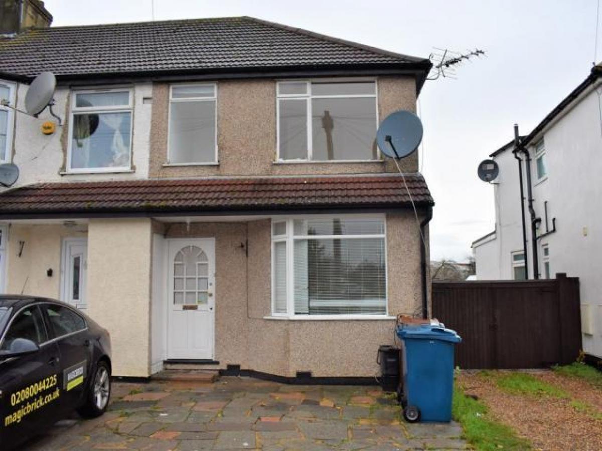 Picture of Home For Rent in Harrow, Greater London, United Kingdom
