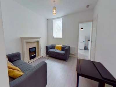 Home For Rent in Pontypridd, United Kingdom