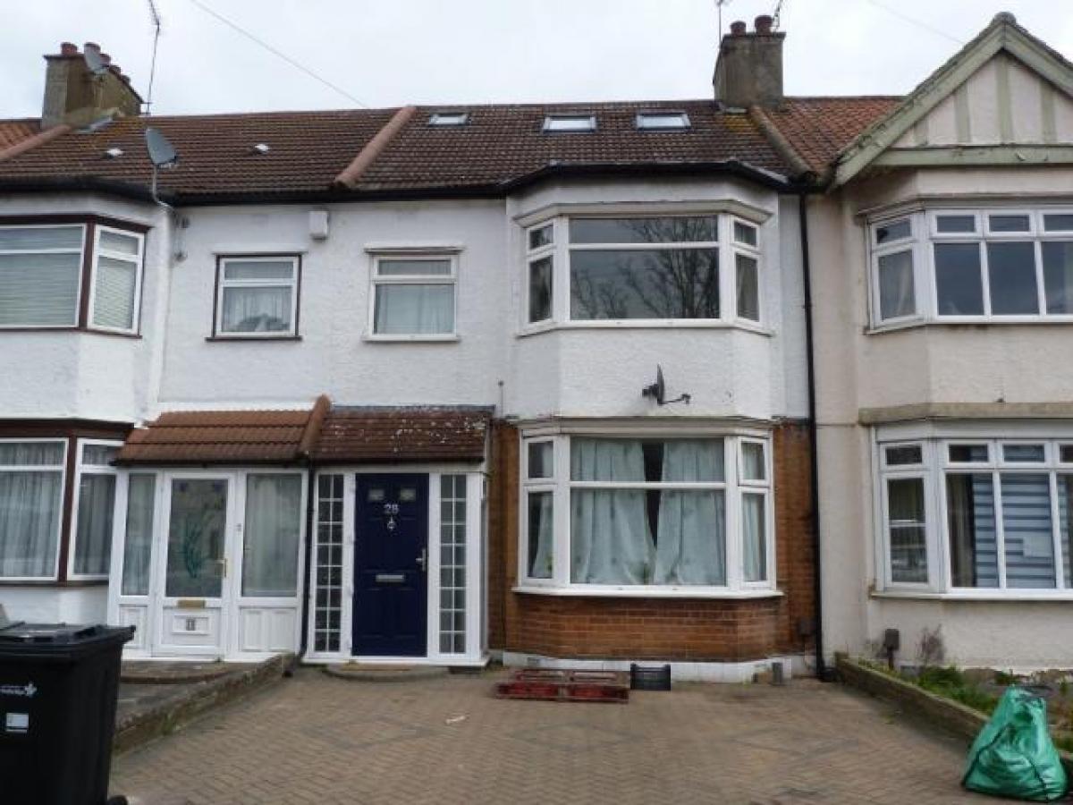 Picture of Home For Rent in Ilford, Greater London, United Kingdom