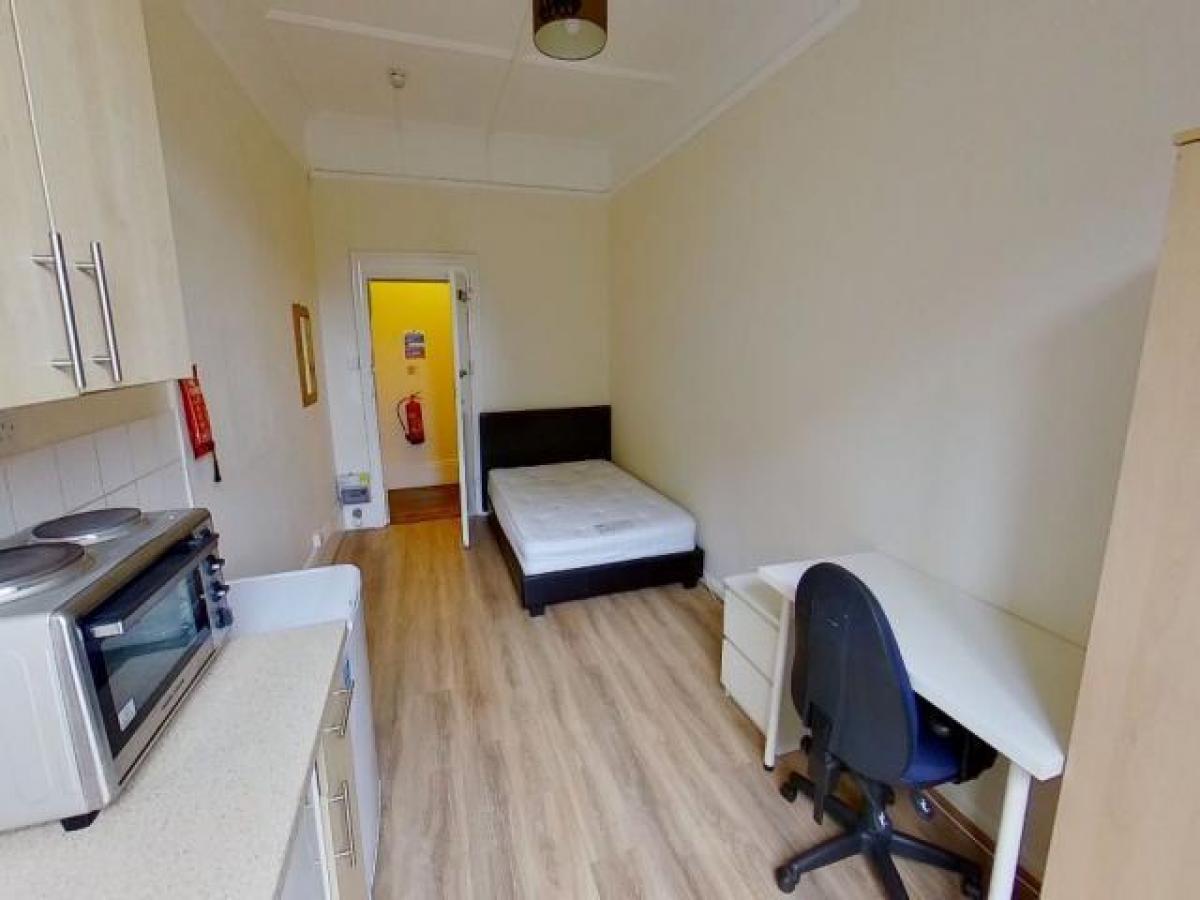 Picture of Apartment For Rent in Guildford, Surrey, United Kingdom