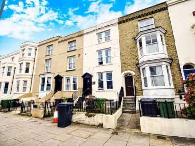 Home For Rent in Portsmouth, United Kingdom