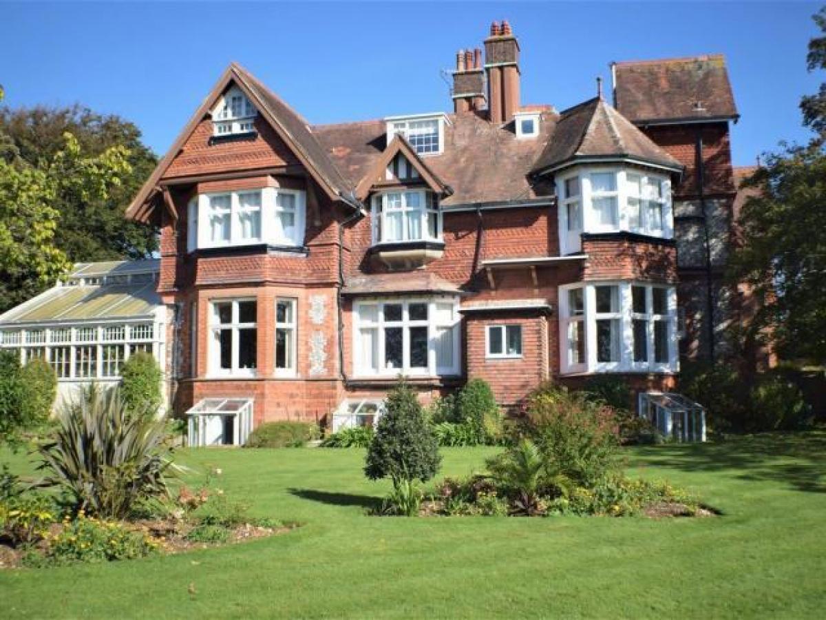 Picture of Apartment For Rent in Hove, East Sussex, United Kingdom