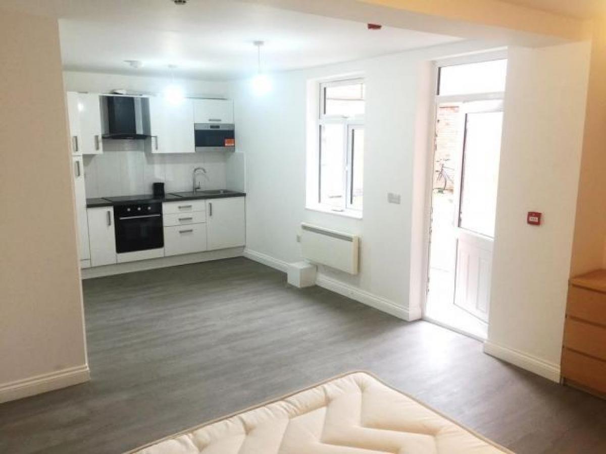 Picture of Apartment For Rent in Loughborough, Leicestershire, United Kingdom