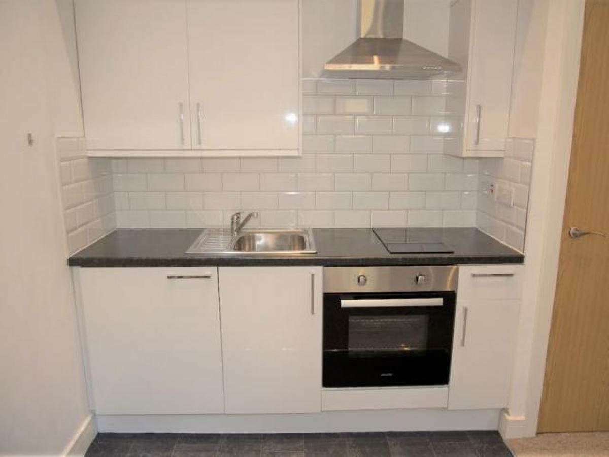 Picture of Apartment For Rent in Bradford, West Yorkshire, United Kingdom