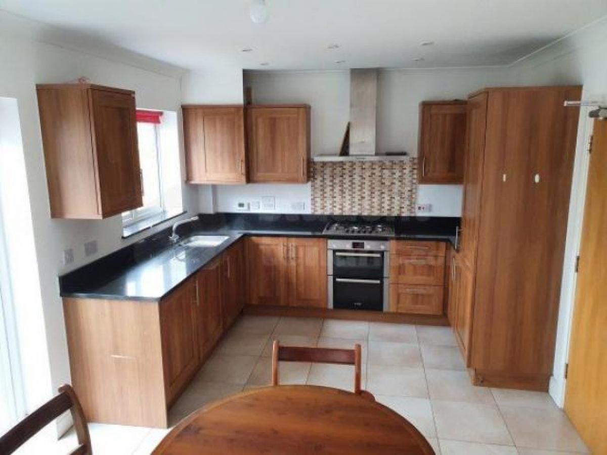 Picture of Apartment For Rent in Farnham, Surrey, United Kingdom