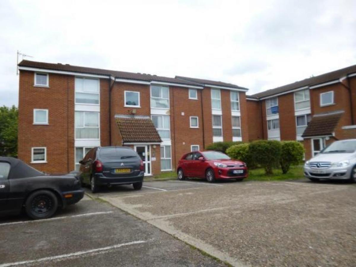 Picture of Apartment For Rent in Broxbourne, Hertfordshire, United Kingdom