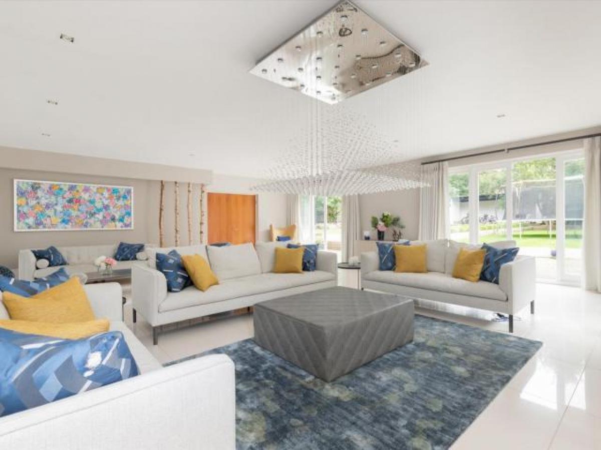 Picture of Home For Rent in Kingston upon Thames, Greater London, United Kingdom