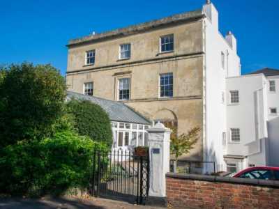 Apartment For Rent in Cheltenham, United Kingdom
