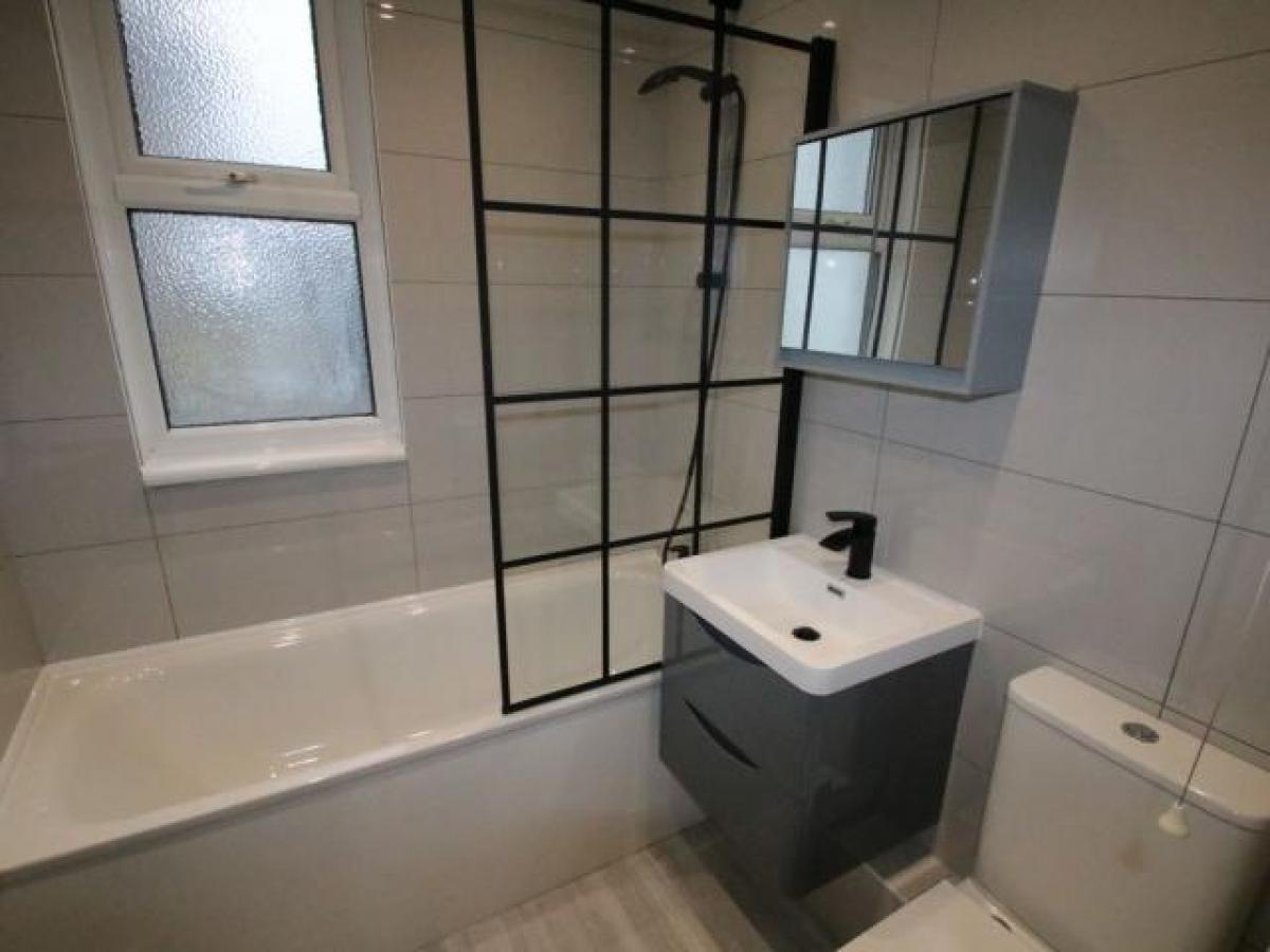 Picture of Apartment For Rent in Croydon, Greater London, United Kingdom