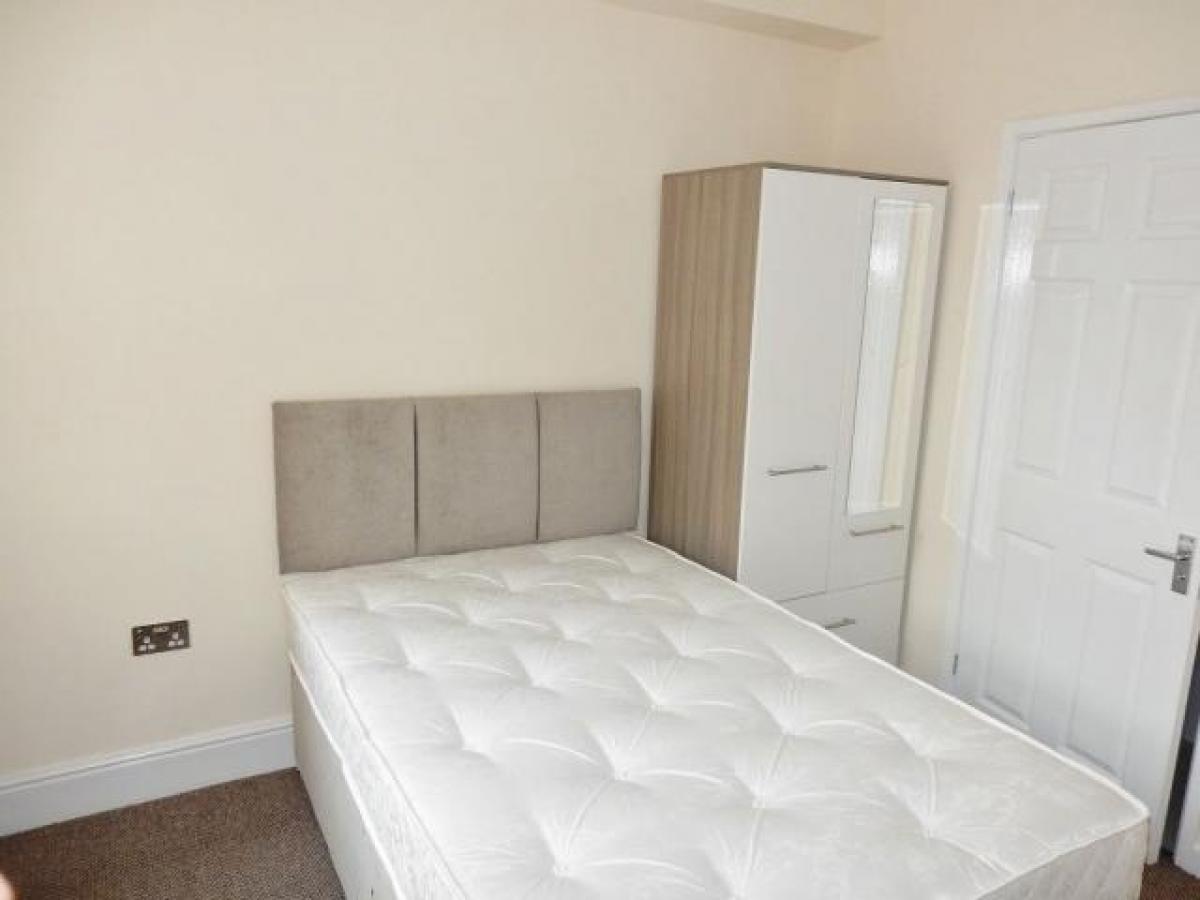 Picture of Apartment For Rent in Derby, Derbyshire, United Kingdom