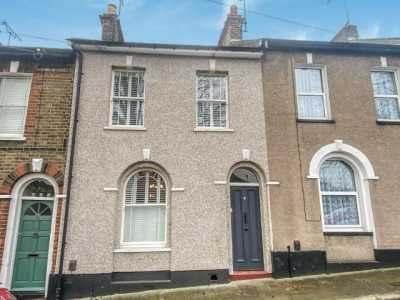 Home For Rent in Gravesend, United Kingdom