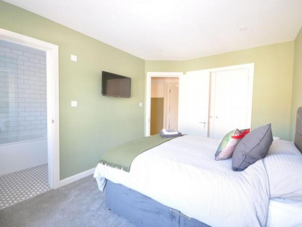 Picture of Apartment For Rent in Portsmouth, Hampshire, United Kingdom
