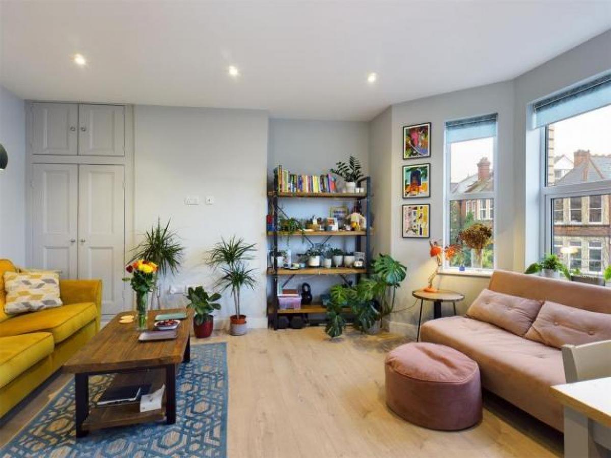 Picture of Apartment For Rent in Exeter, Devon, United Kingdom