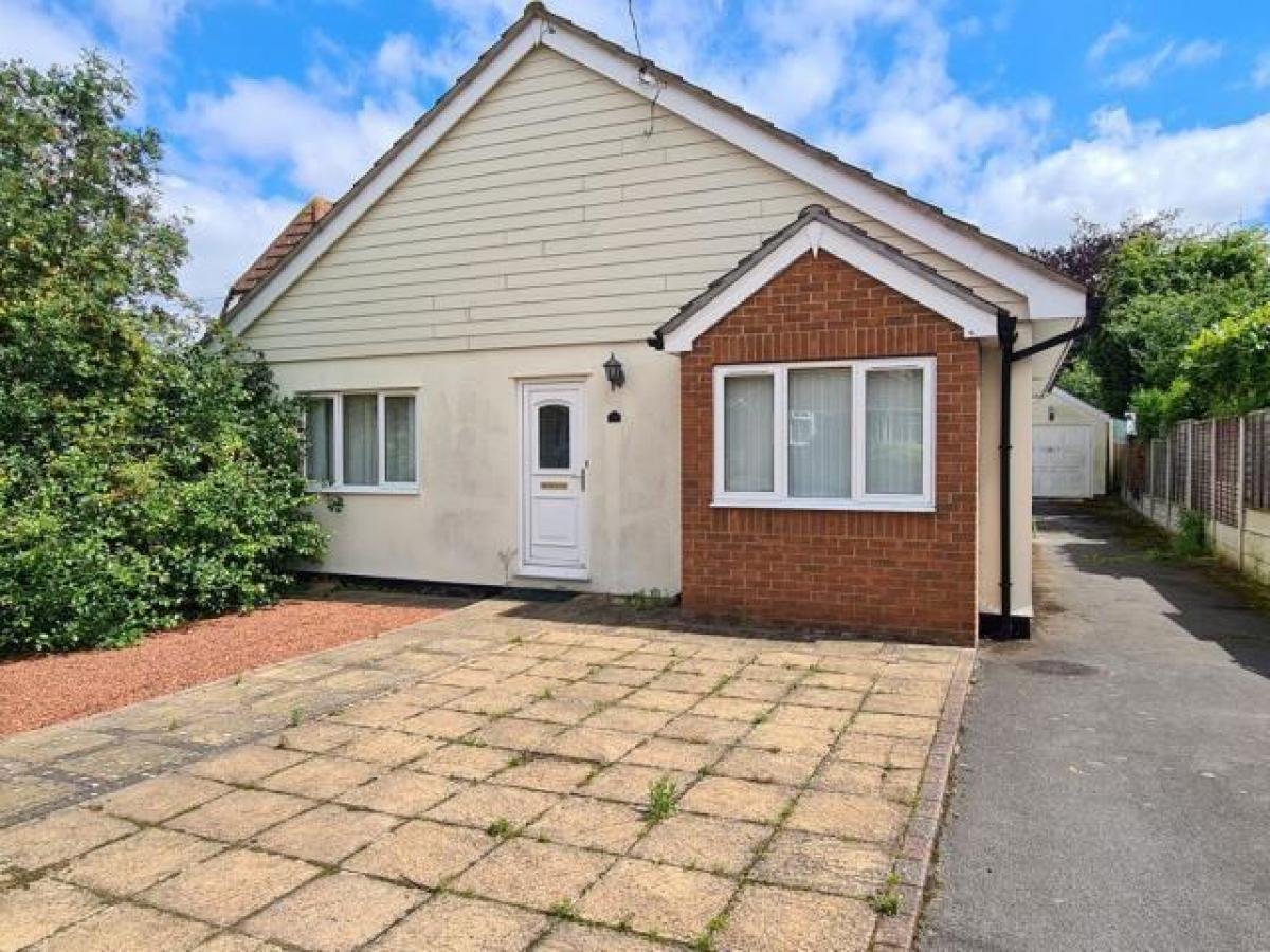 Picture of Bungalow For Rent in Colchester, Essex, United Kingdom