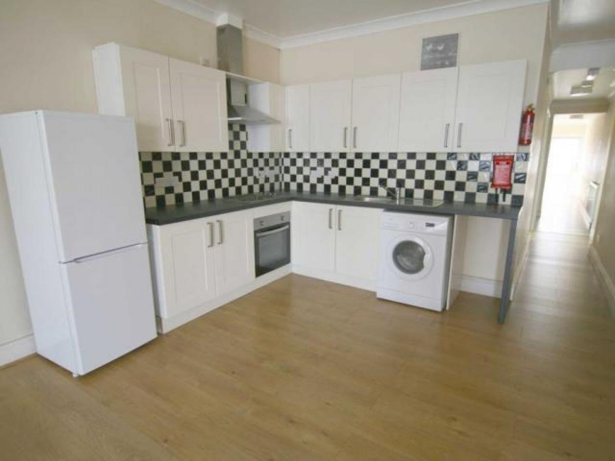 Picture of Apartment For Rent in Ilford, Greater London, United Kingdom