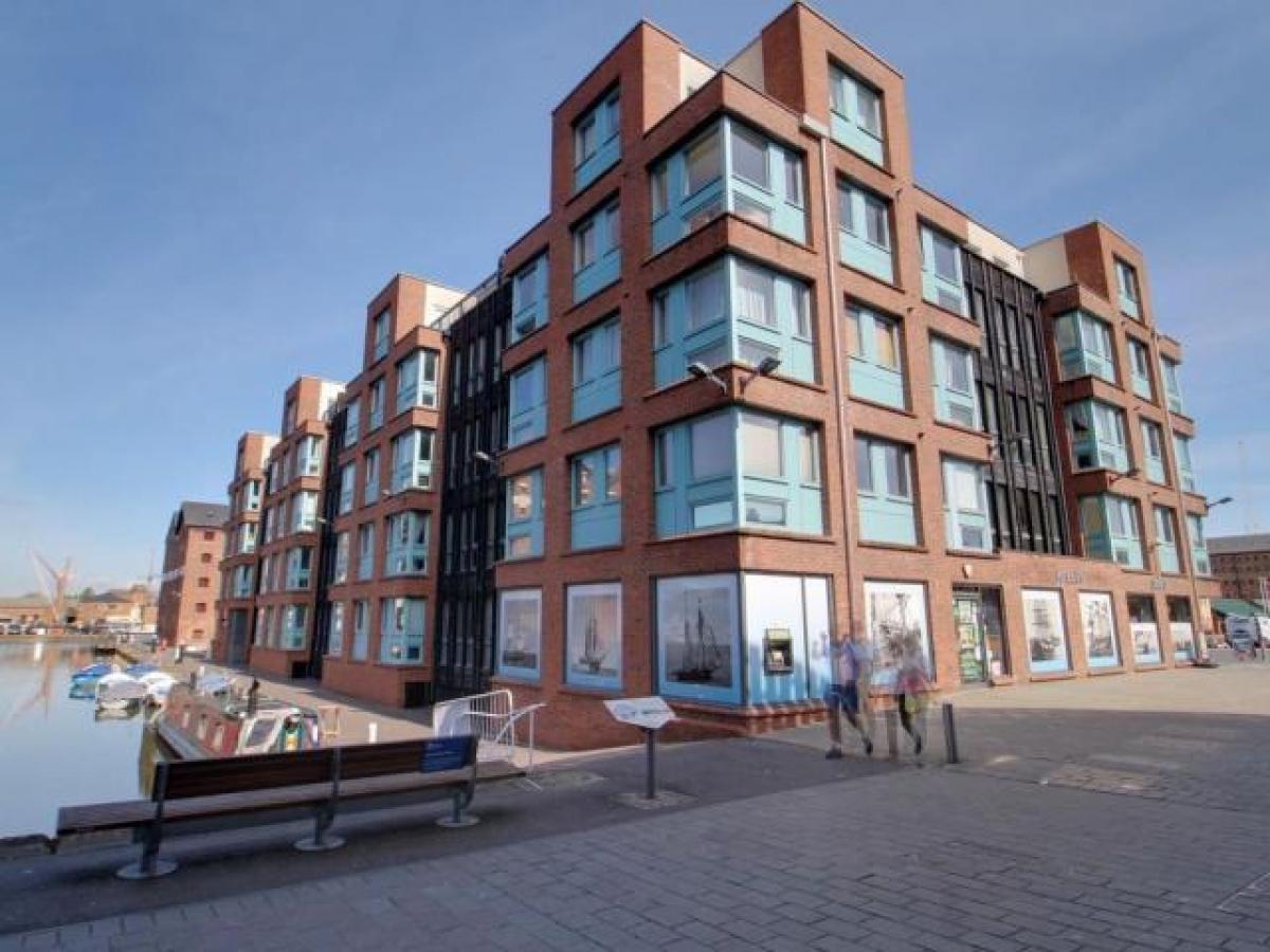 Picture of Apartment For Rent in Gloucester, Gloucestershire, United Kingdom