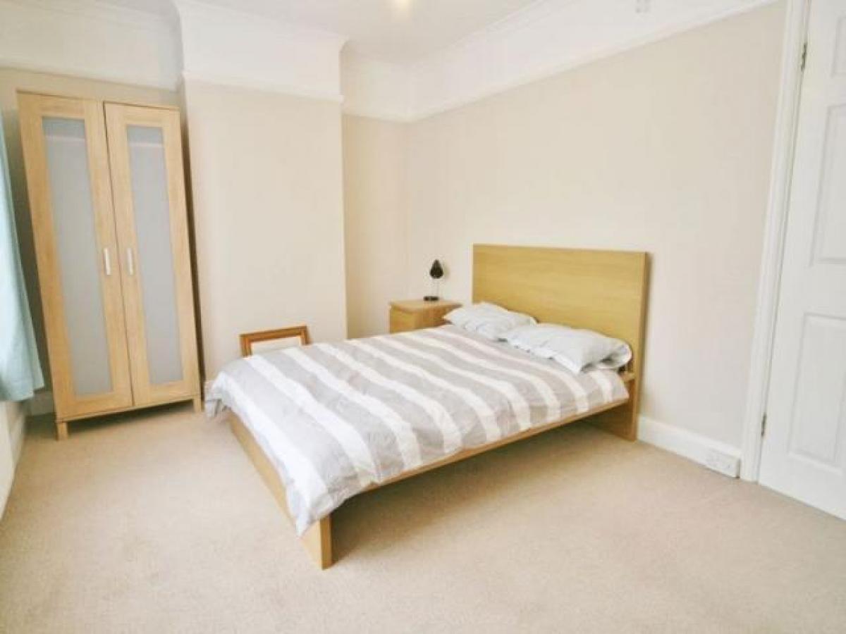 Picture of Apartment For Rent in Gloucester, Gloucestershire, United Kingdom