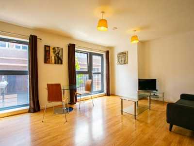 Apartment For Rent in Swindon, United Kingdom