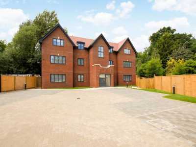 Apartment For Rent in Uxbridge, United Kingdom