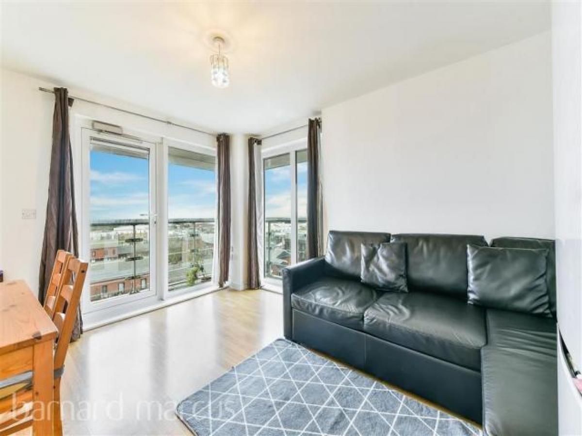 Picture of Apartment For Rent in Feltham, Northern Ireland, United Kingdom