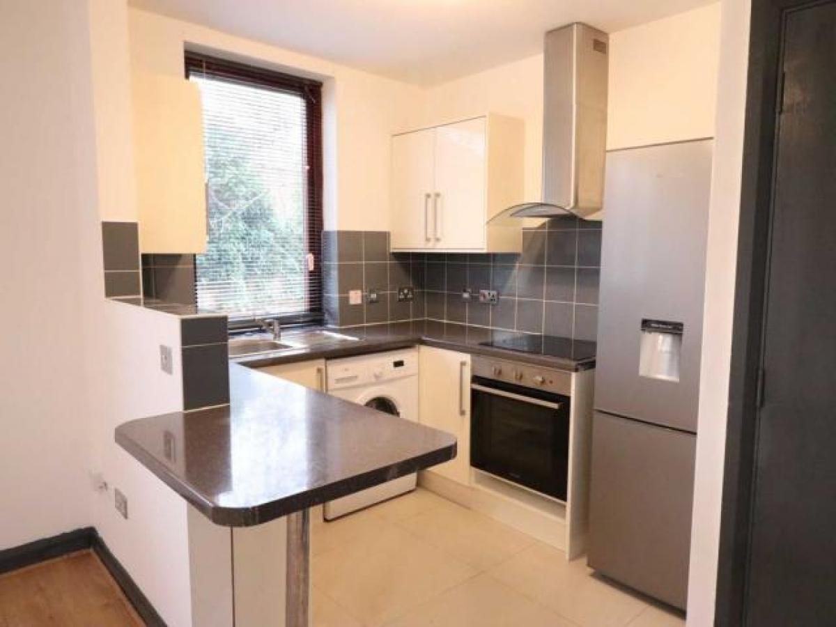 Picture of Apartment For Rent in High Wycombe, Buckinghamshire, United Kingdom