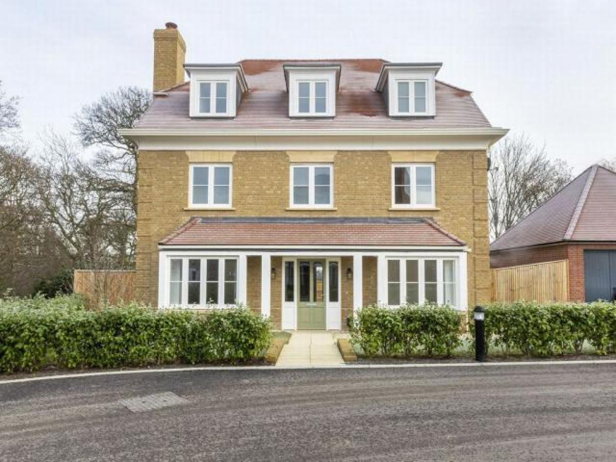 Picture of Home For Rent in Barnet, Hertfordshire, United Kingdom