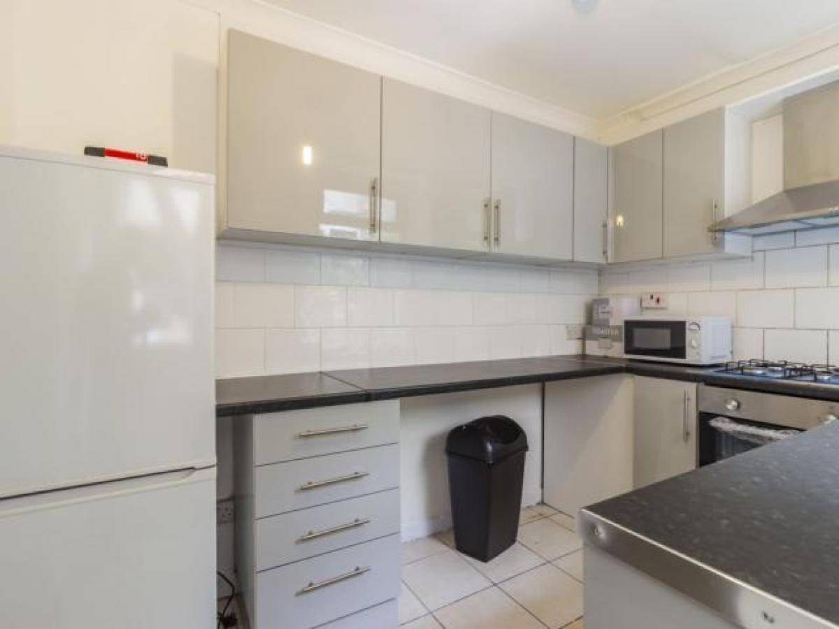 Picture of Home For Rent in Pontypridd, Mid Glamorgan, United Kingdom