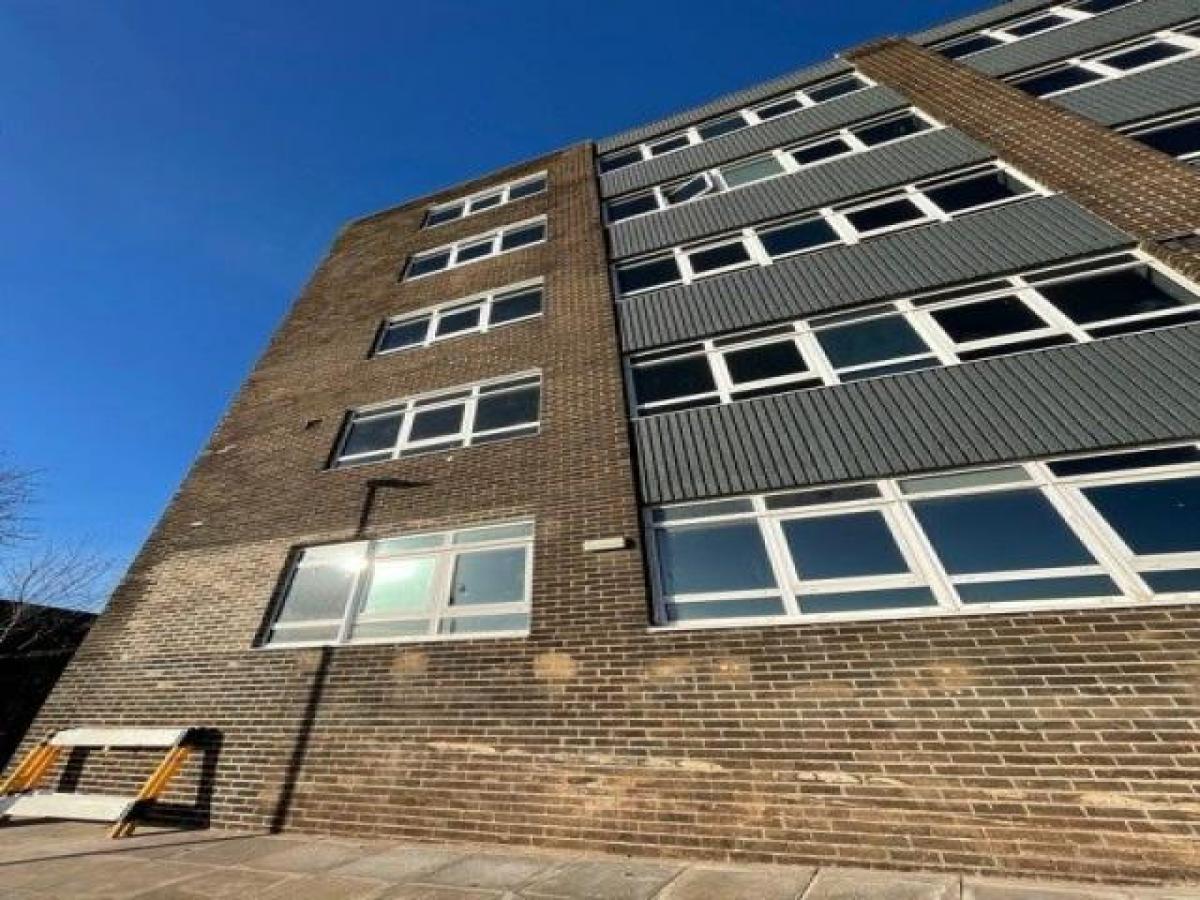 Picture of Apartment For Rent in Mansfield, Nottinghamshire, United Kingdom