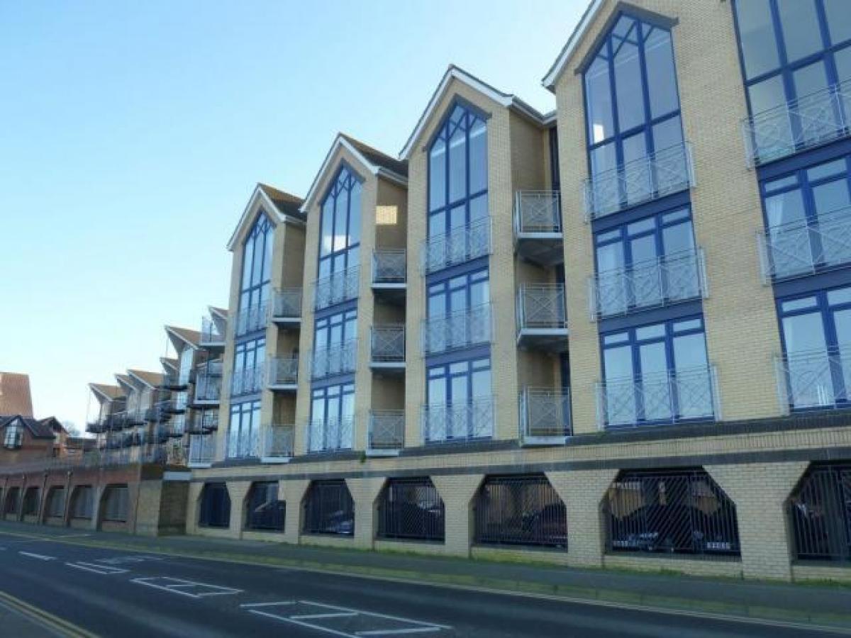 Picture of Apartment For Rent in Rochester, Kent, United Kingdom