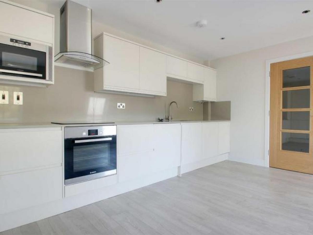 Picture of Apartment For Rent in Berkhamsted, Hertfordshire, United Kingdom