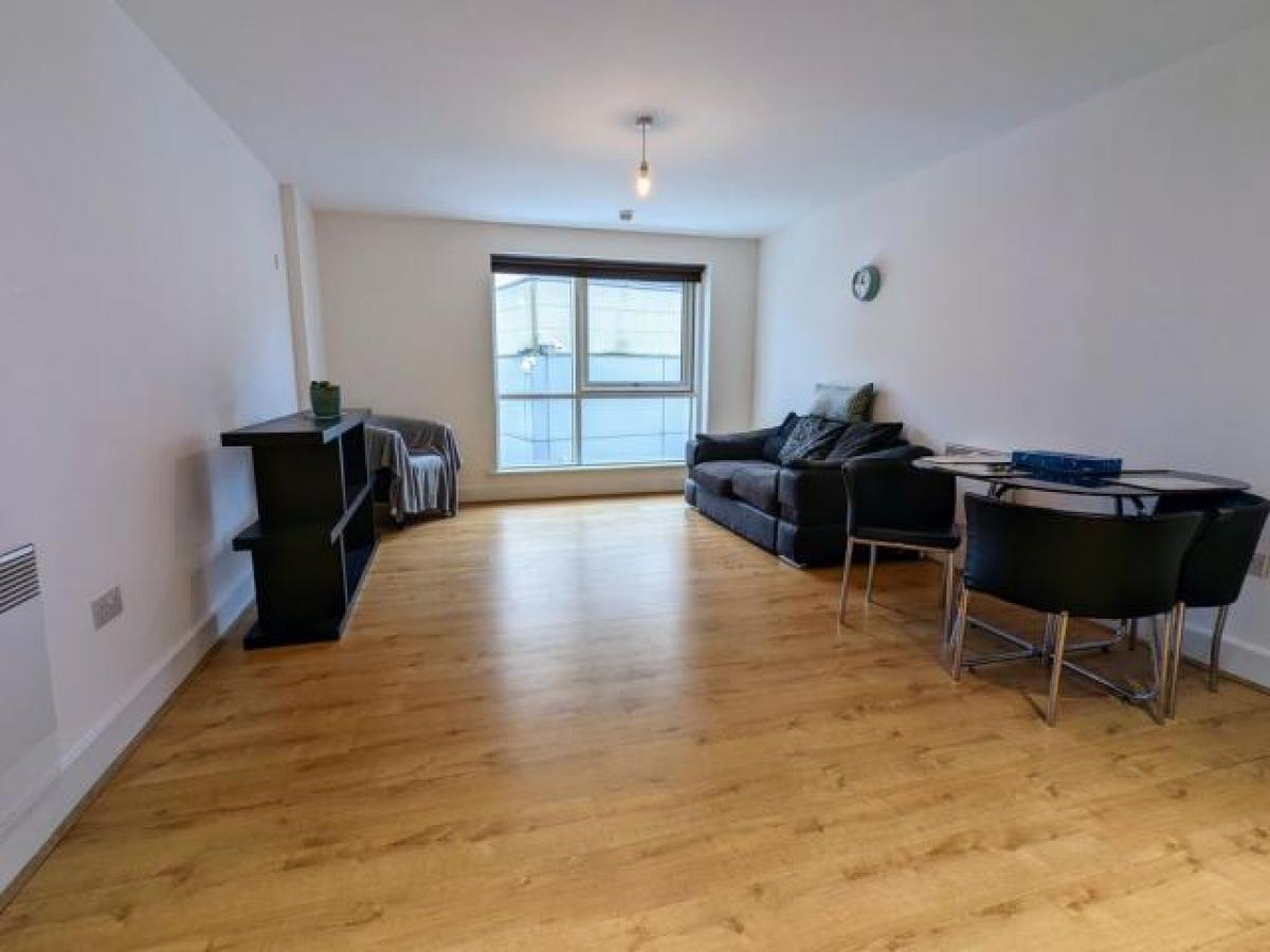 Picture of Apartment For Rent in Portsmouth, Hampshire, United Kingdom