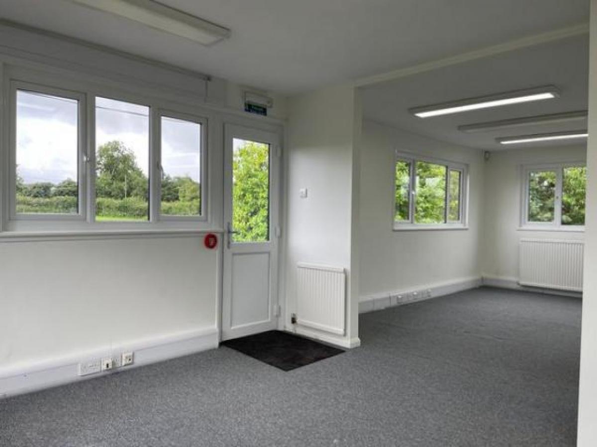 Picture of Office For Rent in Petersfield, Hampshire, United Kingdom
