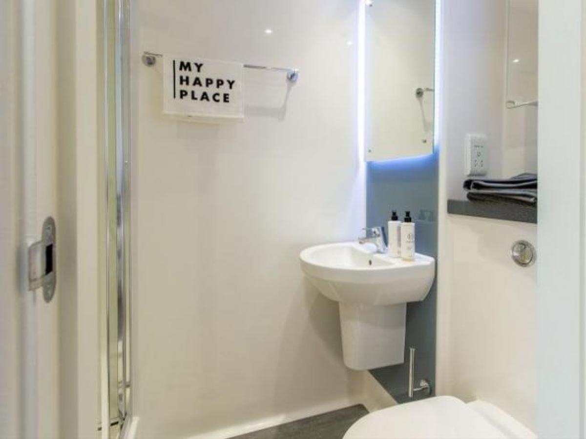 Picture of Apartment For Rent in Canterbury, Kent, United Kingdom